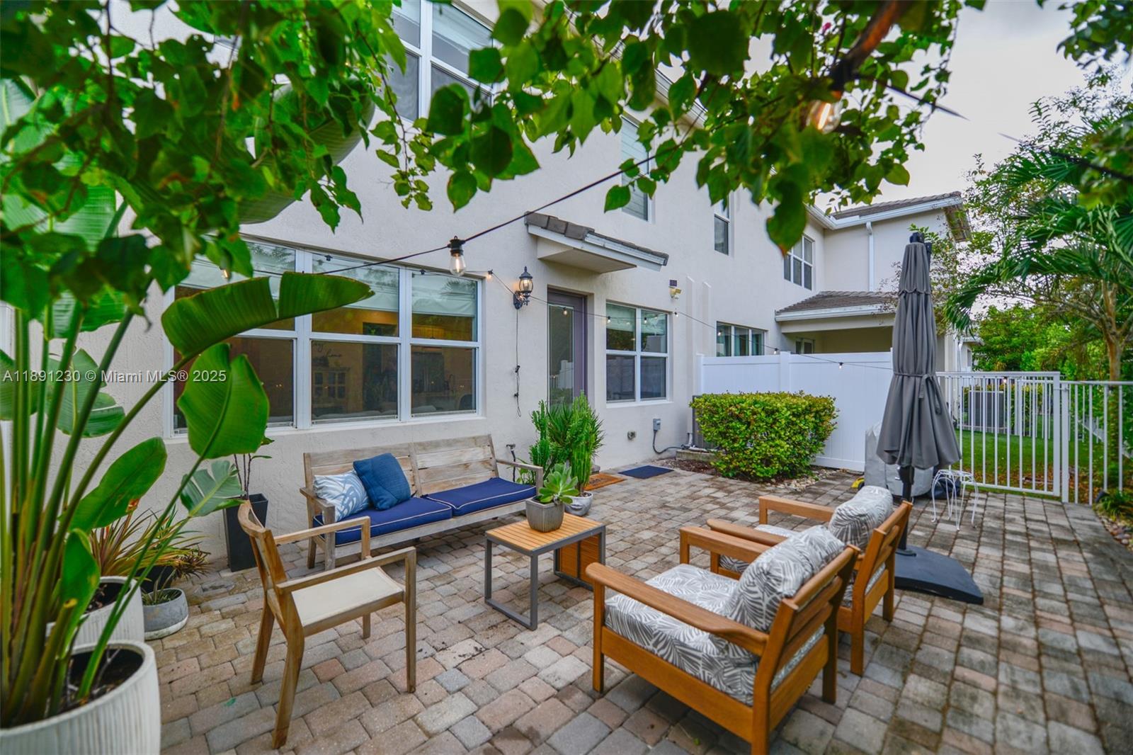 HILLCREST COUNTRY CLUB SO - Residential