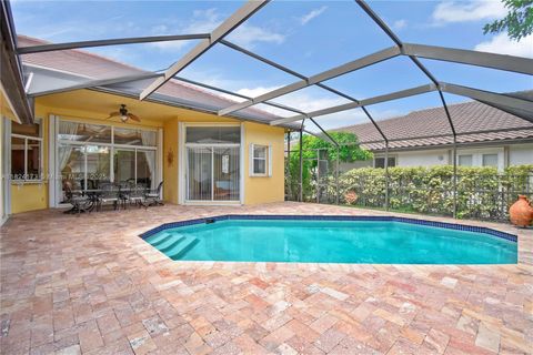 2694 Oakbrook Dr Weston FL 33332