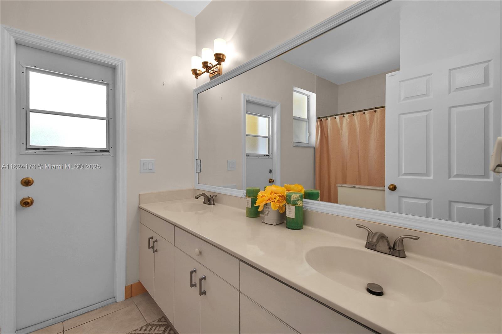 SECTOR 7 SOUTH - Residential