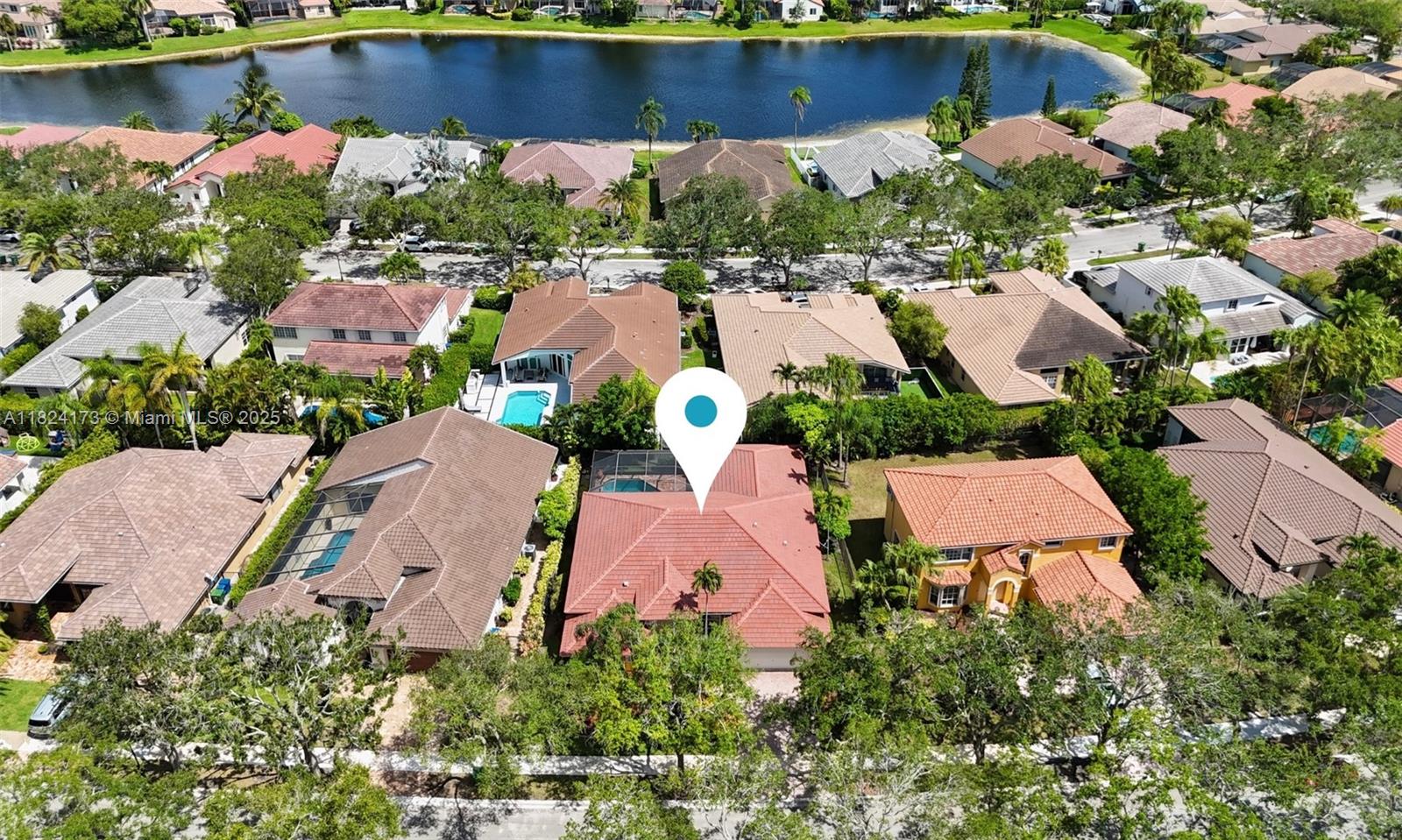 2694 Oakbrook Dr, Weston, FL, 33332/$1,150,000 1 2694 Oakbrook Dr