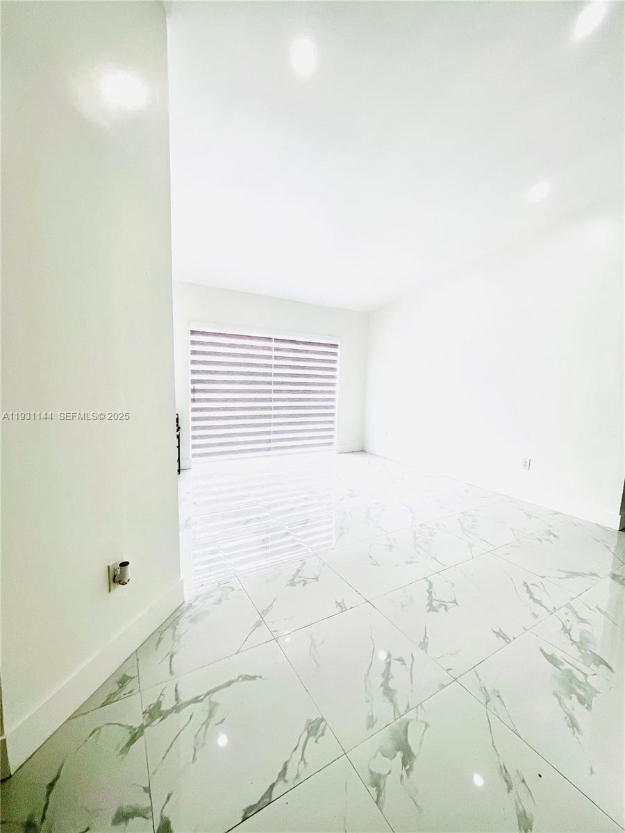 GALLOWAY LAKES SEC 2 - Residential Lease