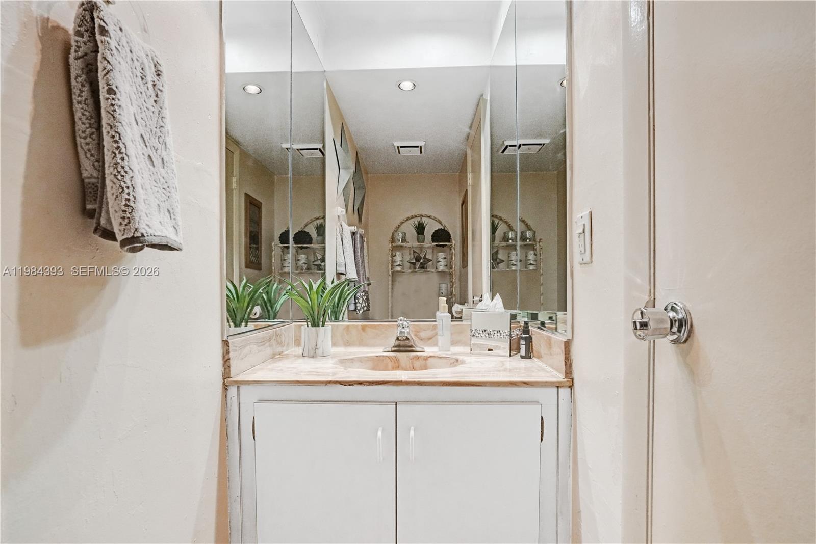 RIVERWOOD SEC 3 - Residential