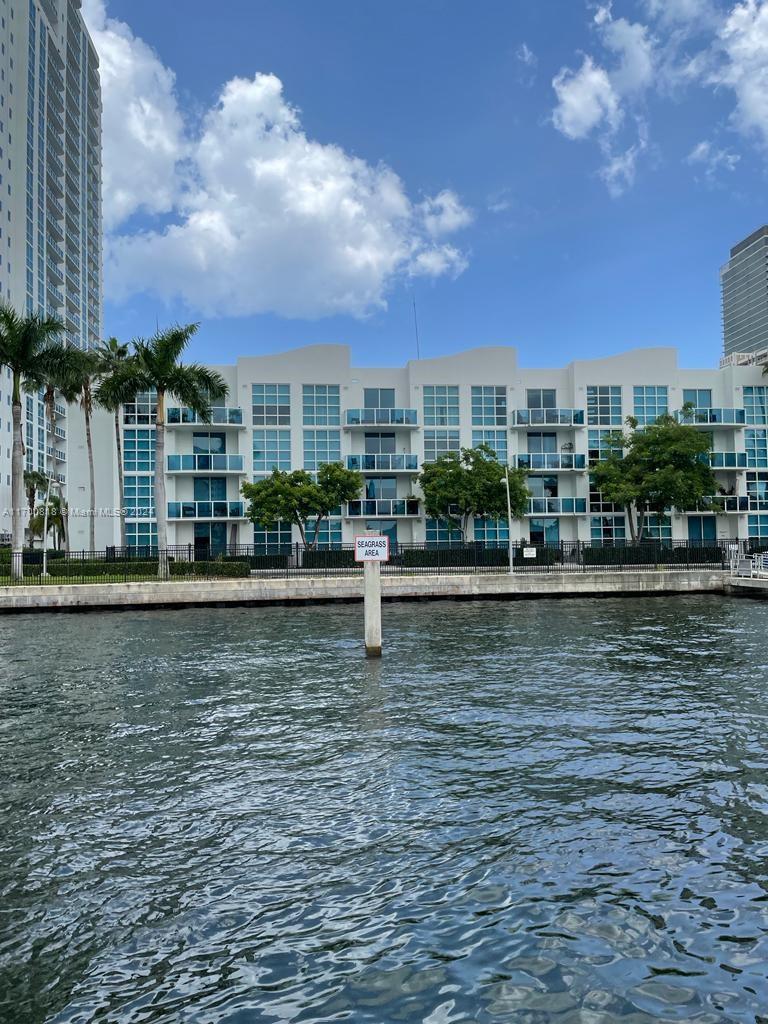 1945 S Ocean Dr C17