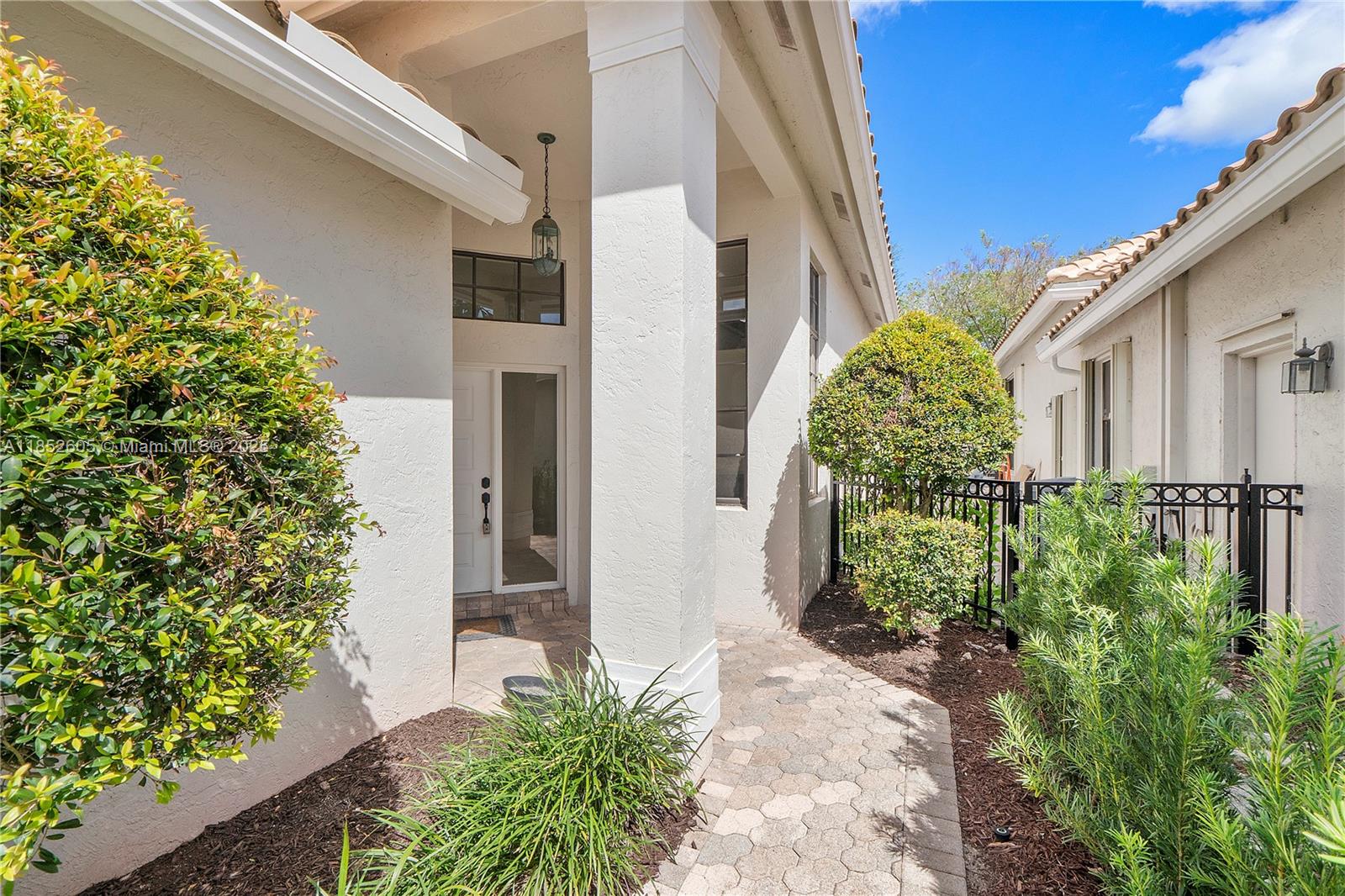 OAK RUN OF ARVIDA COUNTRY - Residential