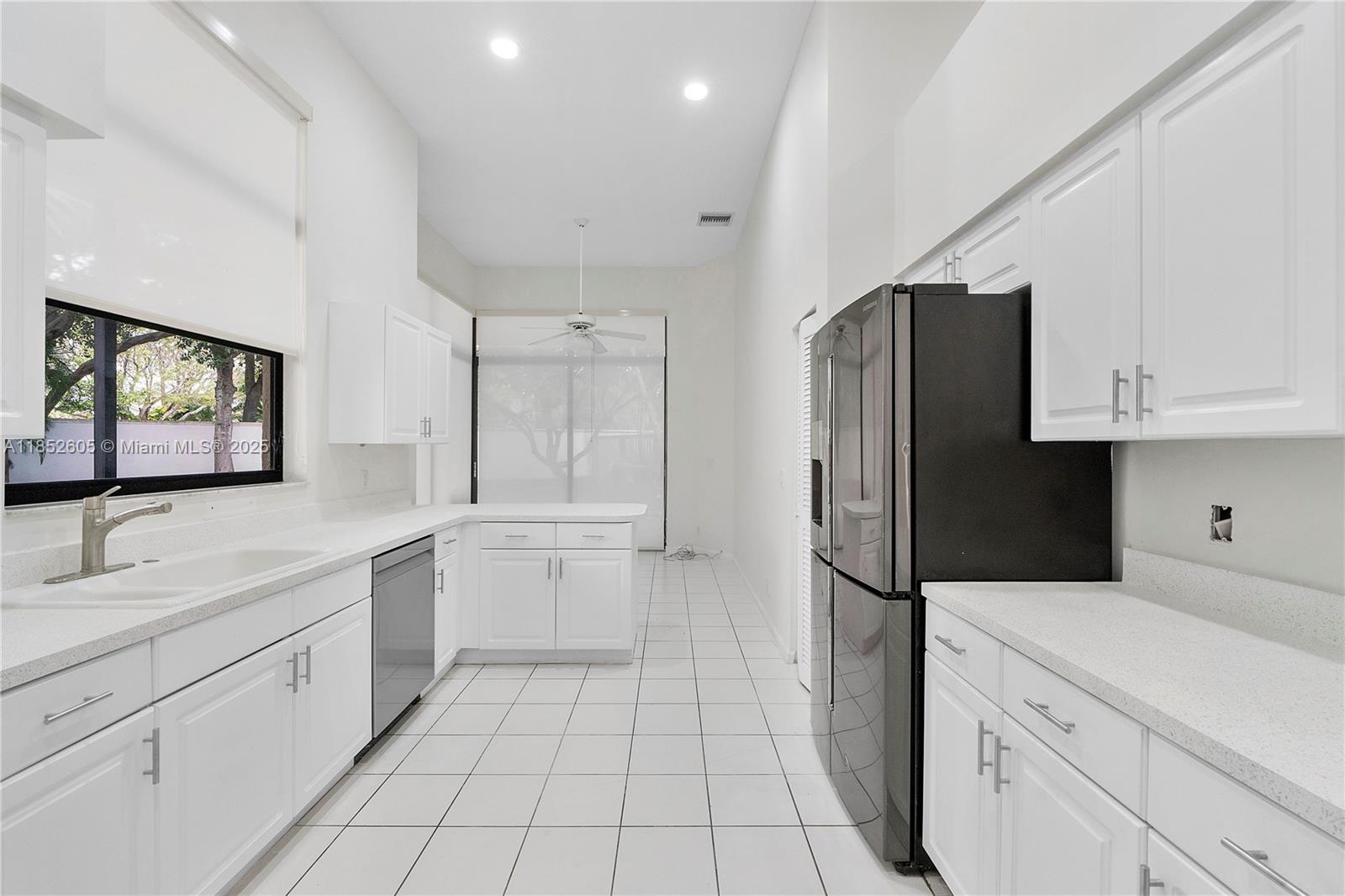 OAK RUN OF ARVIDA COUNTRY - Residential