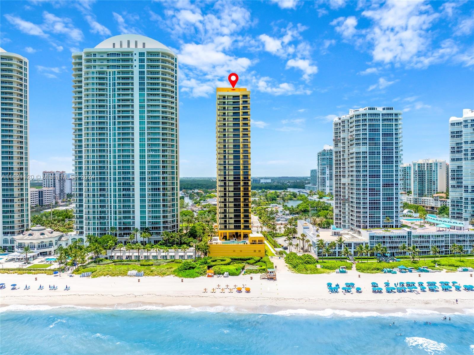 SAYAN CONDO - Residential