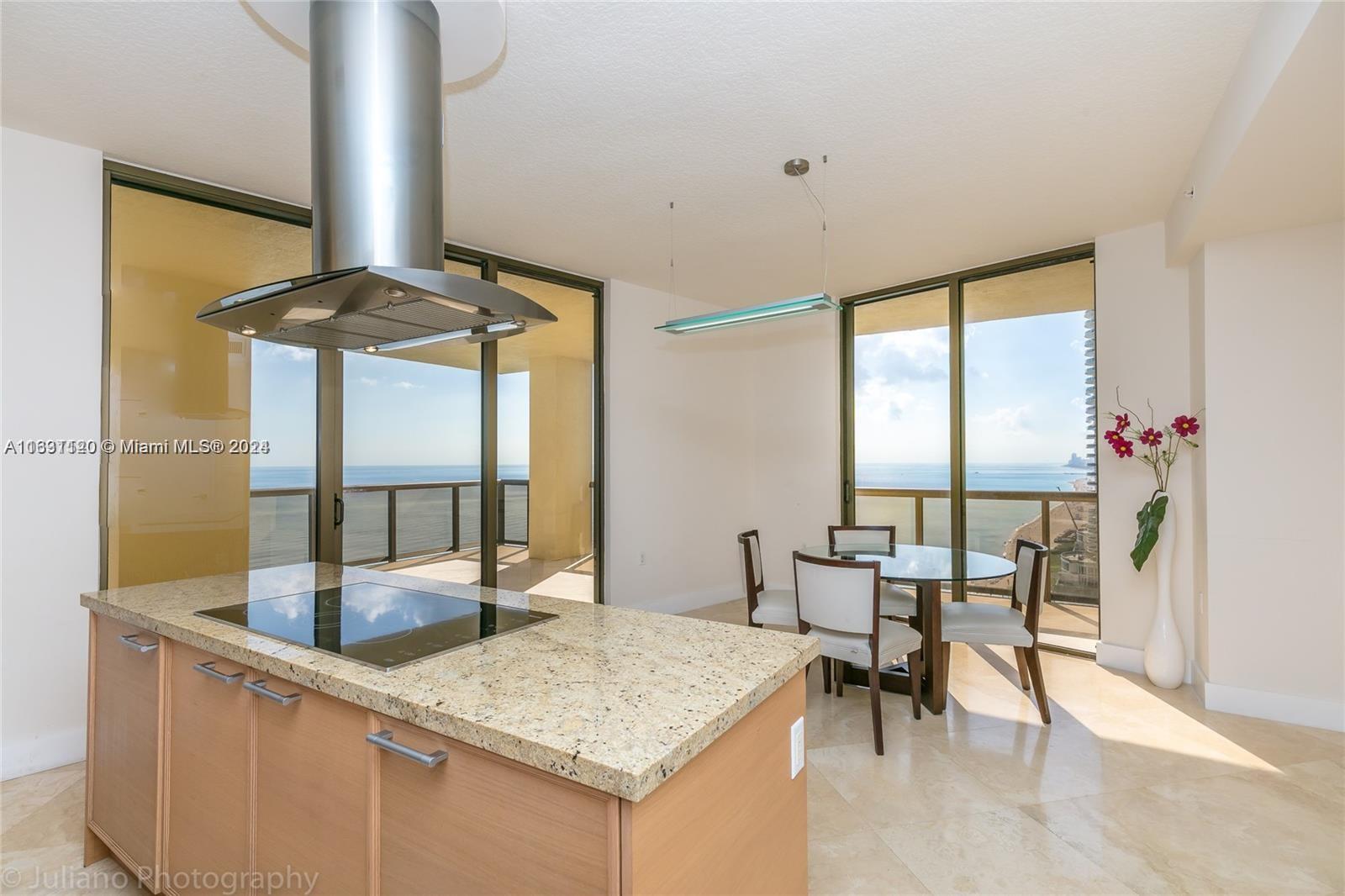 SAYAN CONDO - Residential