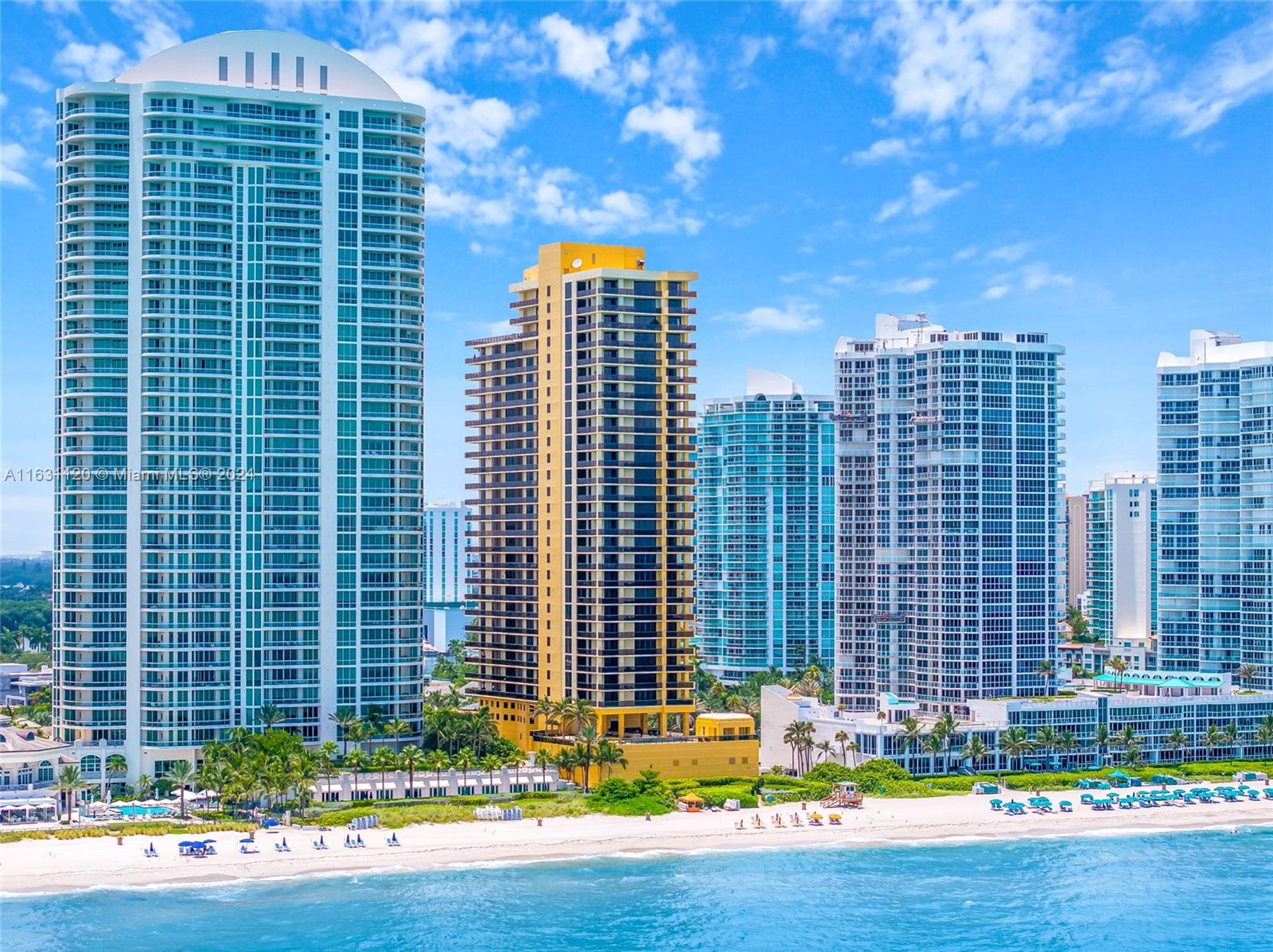 SAYAN CONDO - Residential