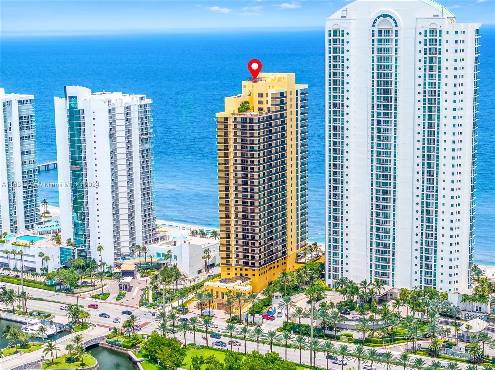 SAYAN CONDO - Residential