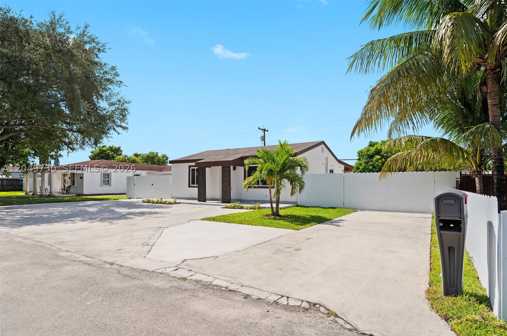 1720 NW 67th St