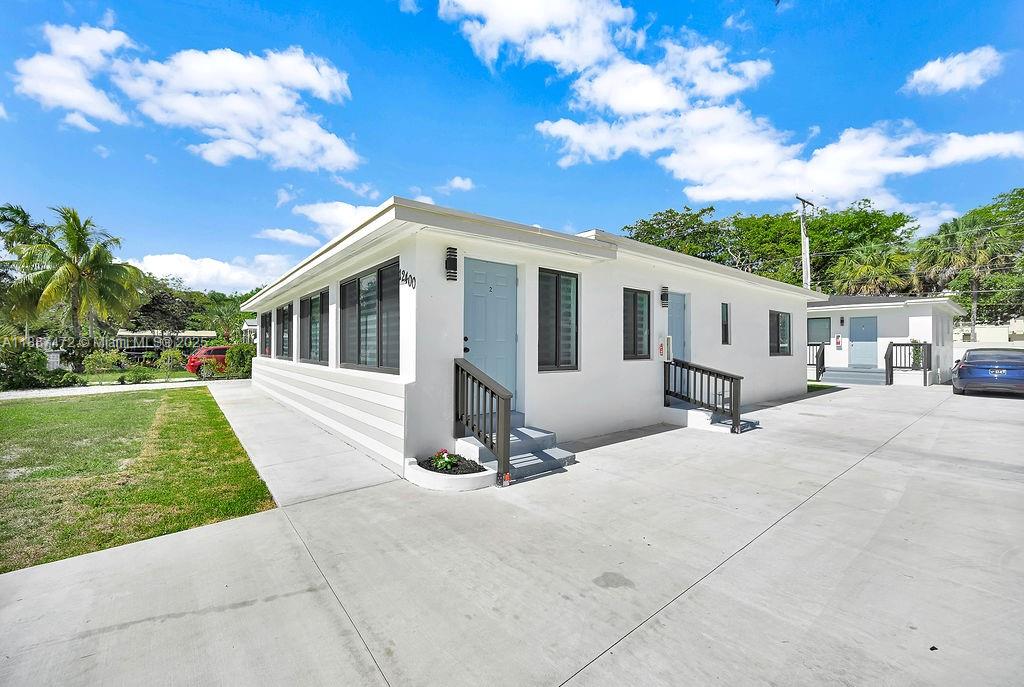 PALOMAR SUB - Residential Income