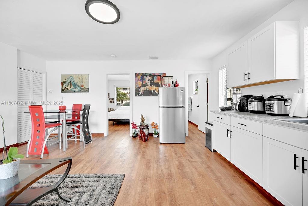 PALOMAR SUB - Residential Income