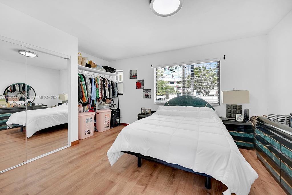 PALOMAR SUB - Residential Income