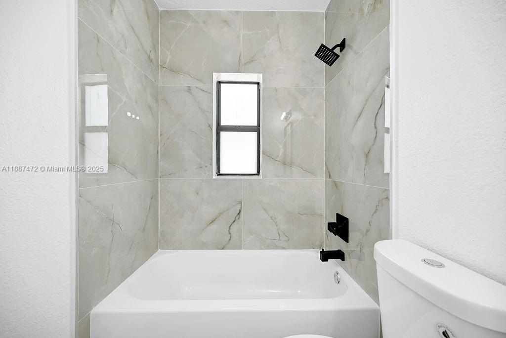 PALOMAR SUB - Residential Income