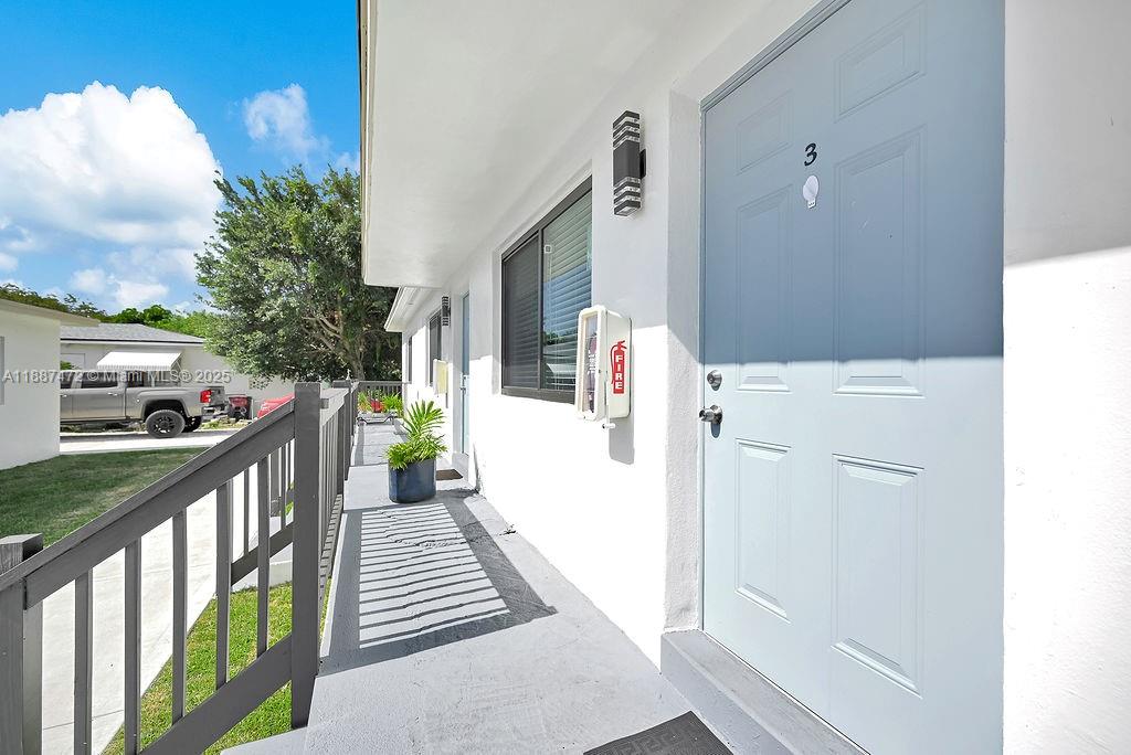 PALOMAR SUB - Residential Income