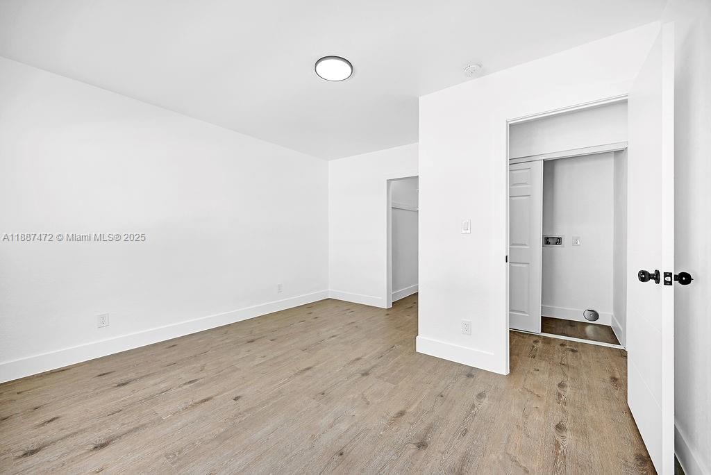 PALOMAR SUB - Residential Income