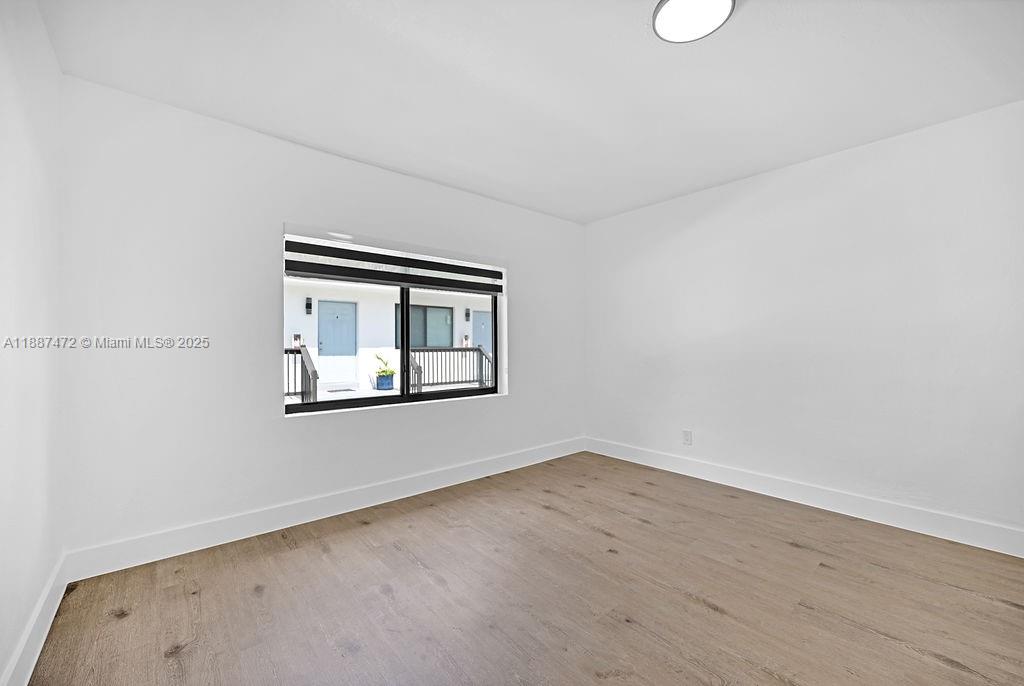 PALOMAR SUB - Residential Income