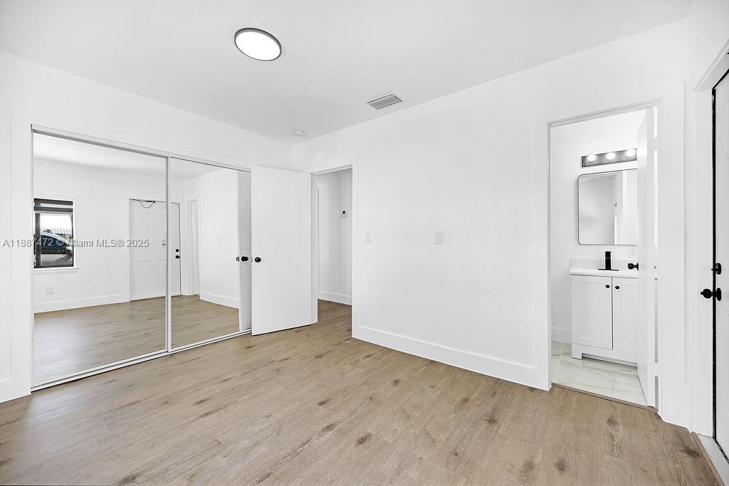 PALOMAR SUB - Residential Income