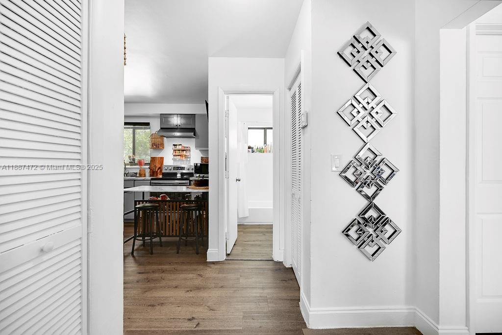 PALOMAR SUB - Residential Income