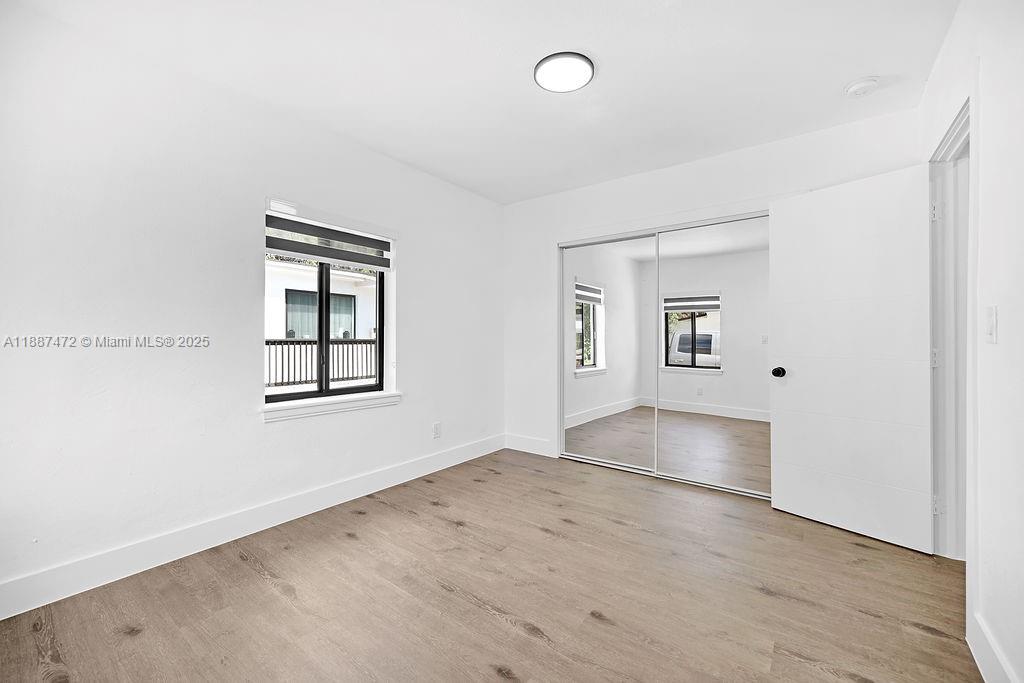 PALOMAR SUB - Residential Income