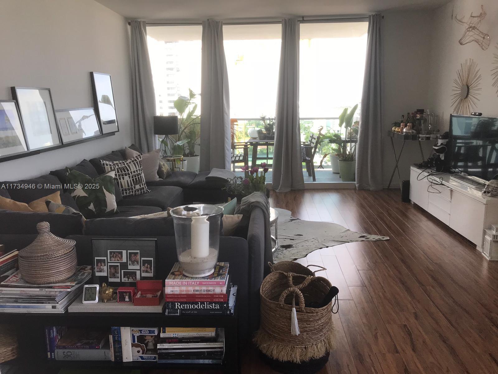 MIRADOR 1200 CONDO - Residential Lease