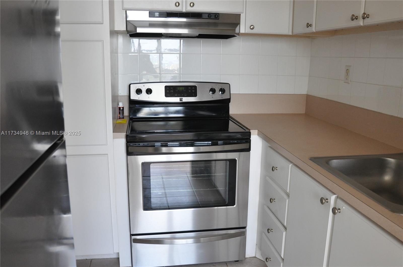 MIRADOR 1200 CONDO - Residential Lease