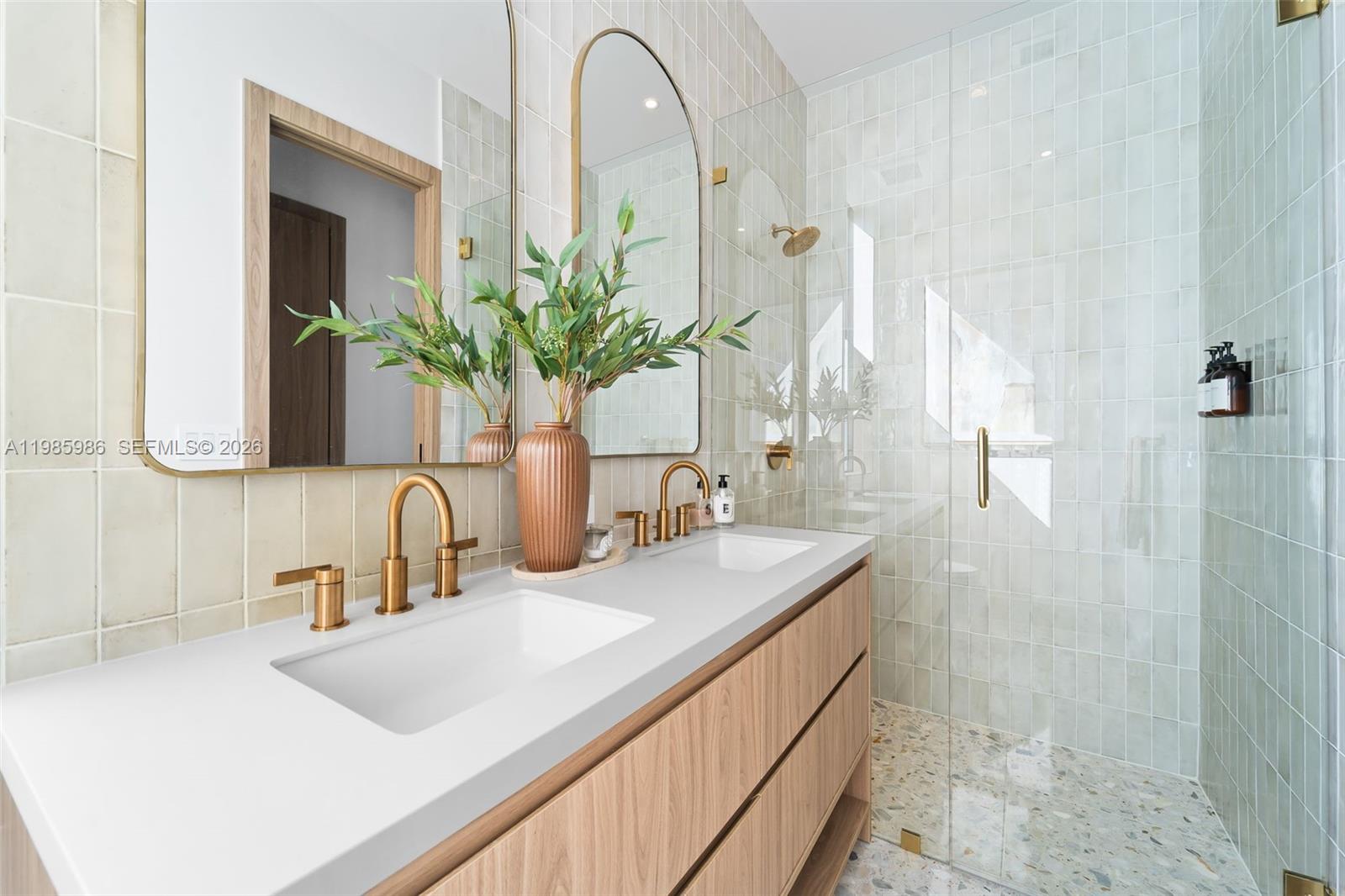 MILLEDGE HEIGHTS - Residential Lease