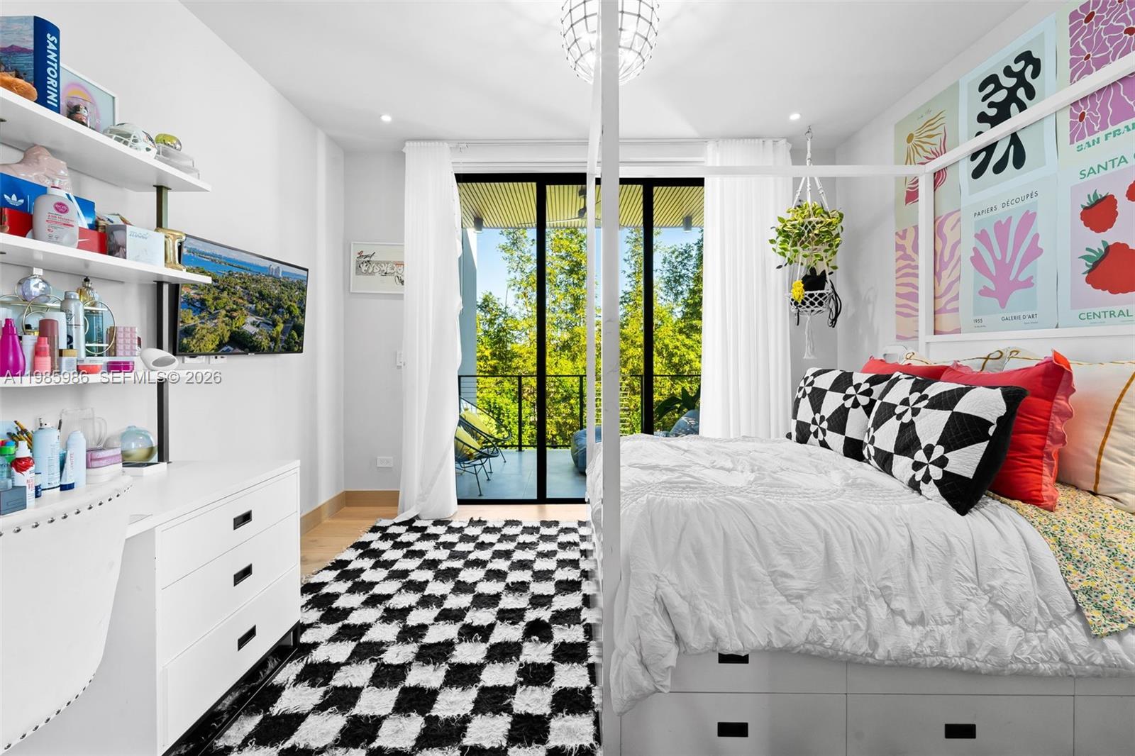 MILLEDGE HEIGHTS - Residential Lease