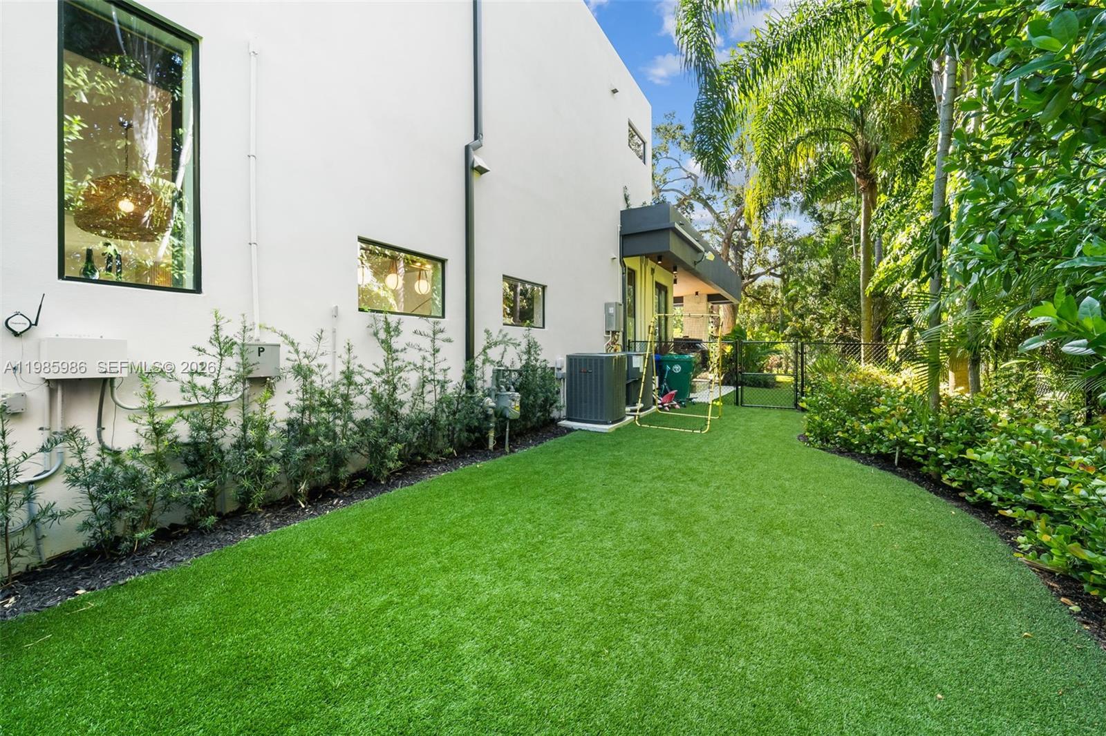 MILLEDGE HEIGHTS - Residential Lease