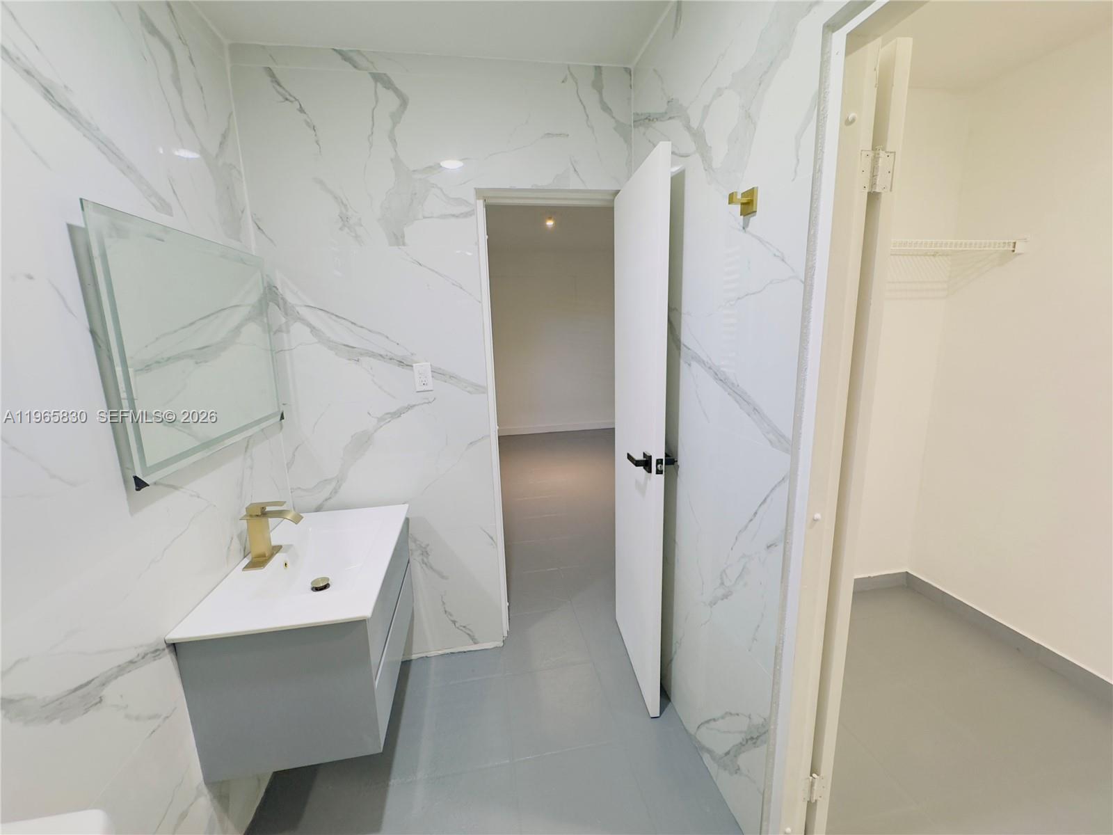 Dorado, PR 00646 - Residential