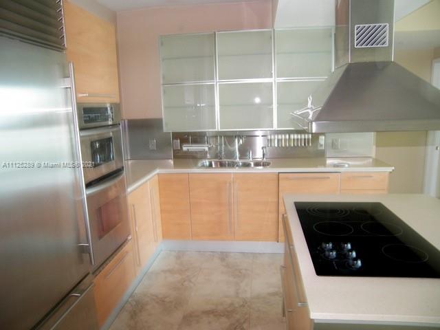 THE EMERALD AT BRICKELL C - Residential Lease