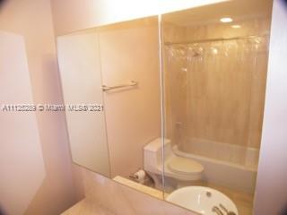 THE EMERALD AT BRICKELL C - Residential Lease