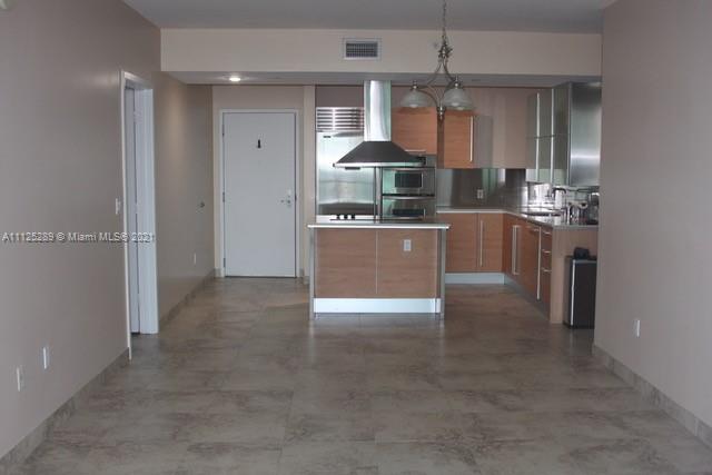 THE EMERALD AT BRICKELL C - Residential Lease