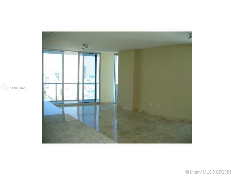 LATITUDE ON THE RIVER - Residential Lease
