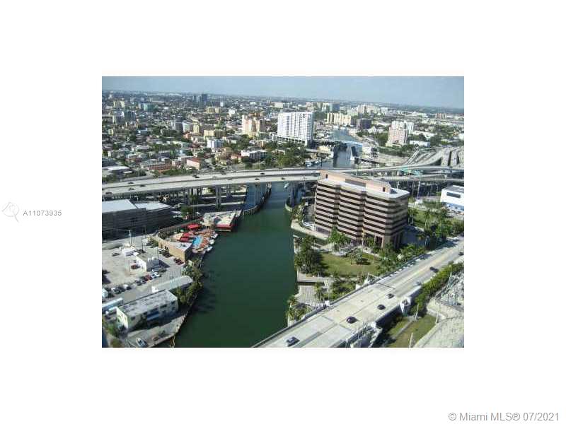 LATITUDE ON THE RIVER - Residential Lease