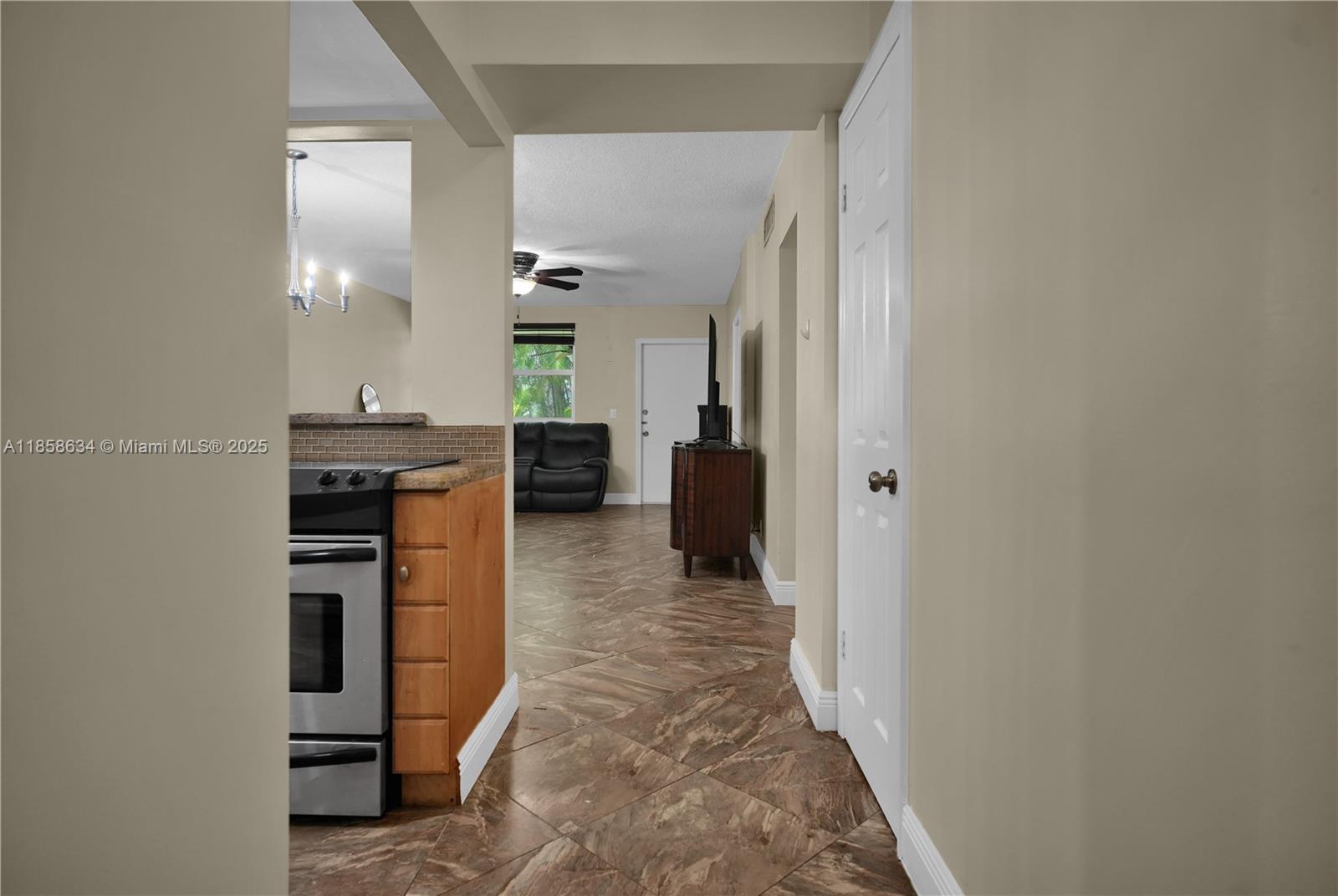 APRIL BREEZE CONDO - Residential