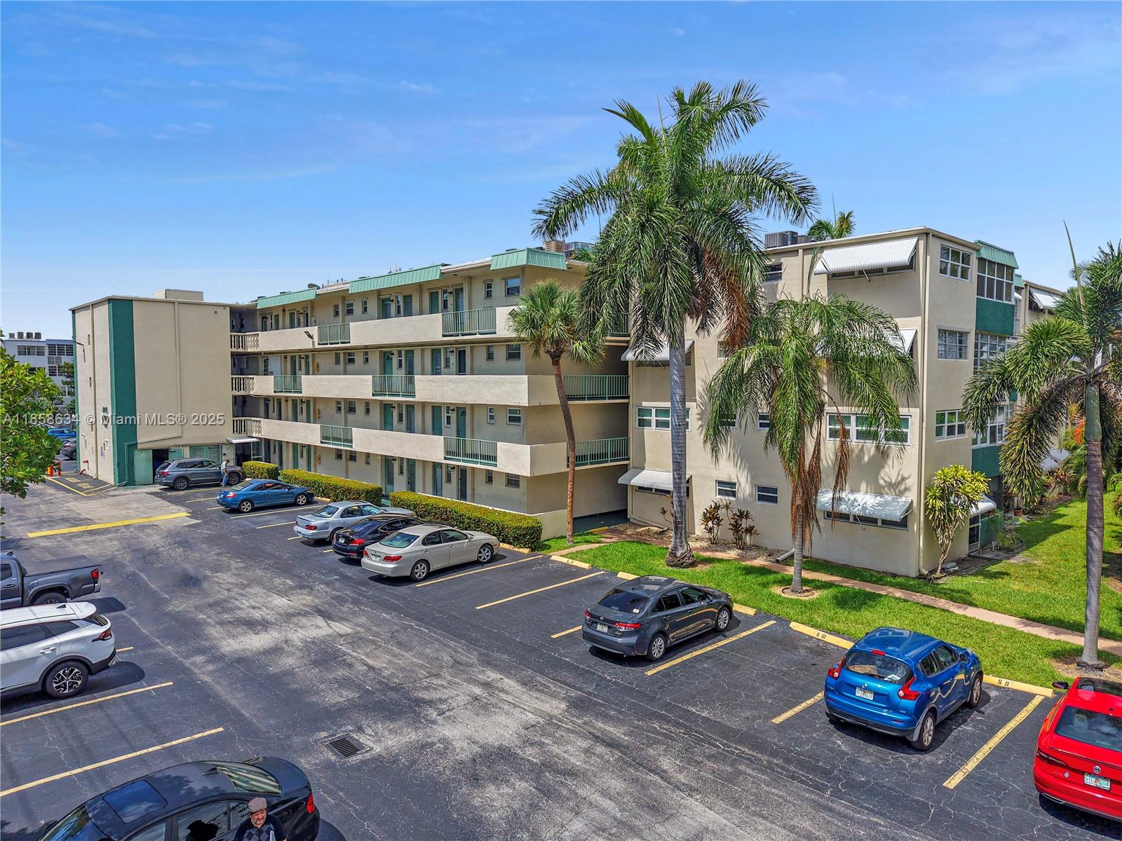 APRIL BREEZE CONDO - Residential