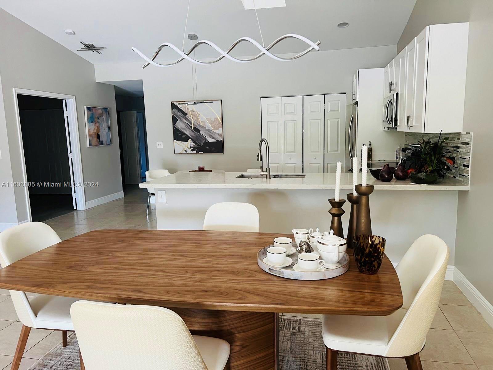 Villa San Remo - Residential
