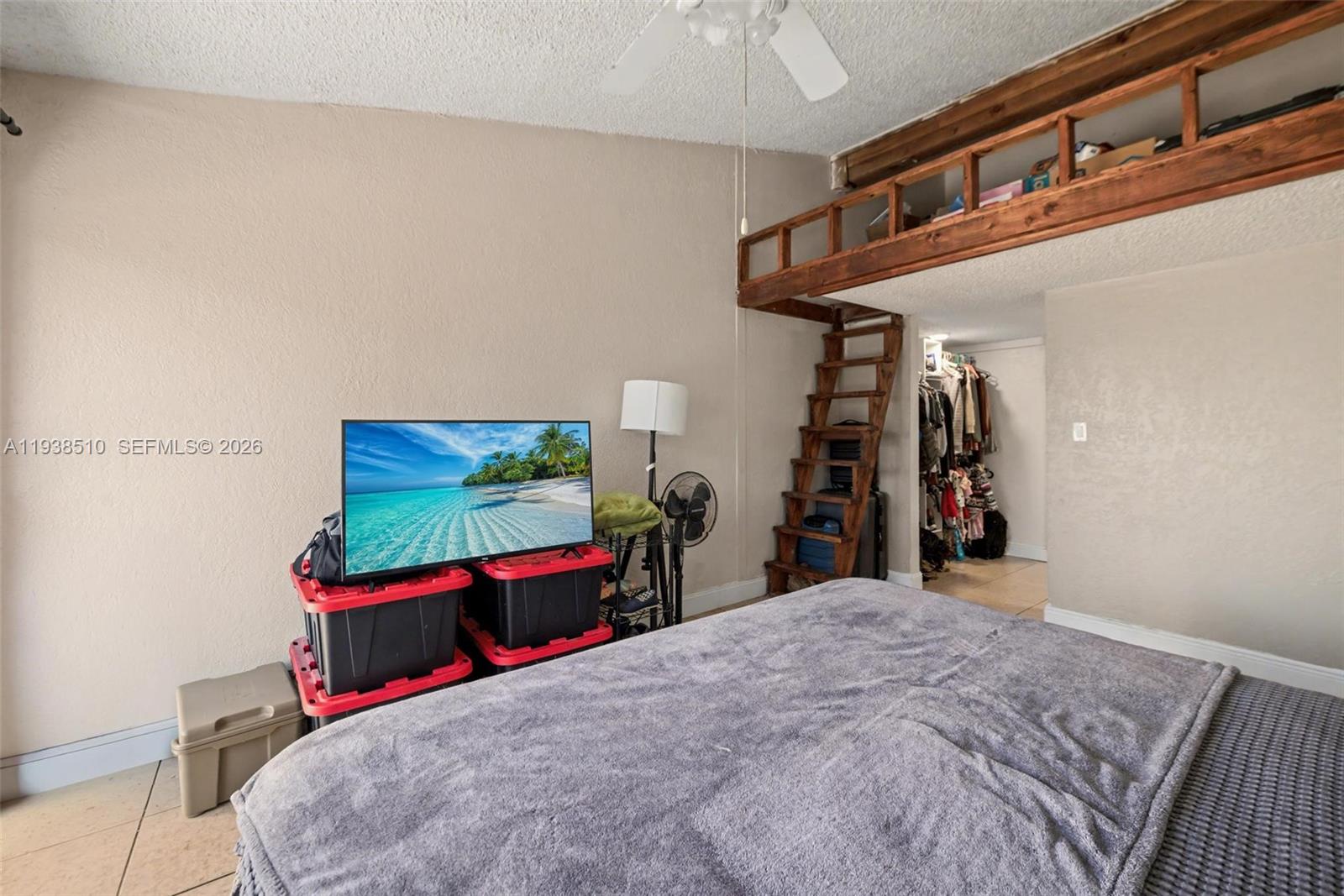 EVERGLADES SUGAR & LAND C - Residential