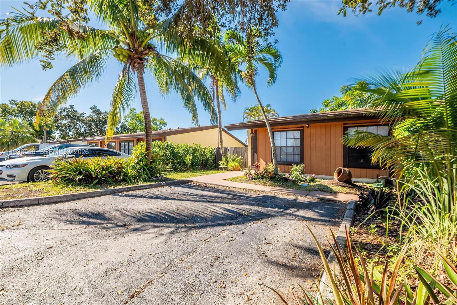 EVERGLADES SUGAR & LAND C - Residential