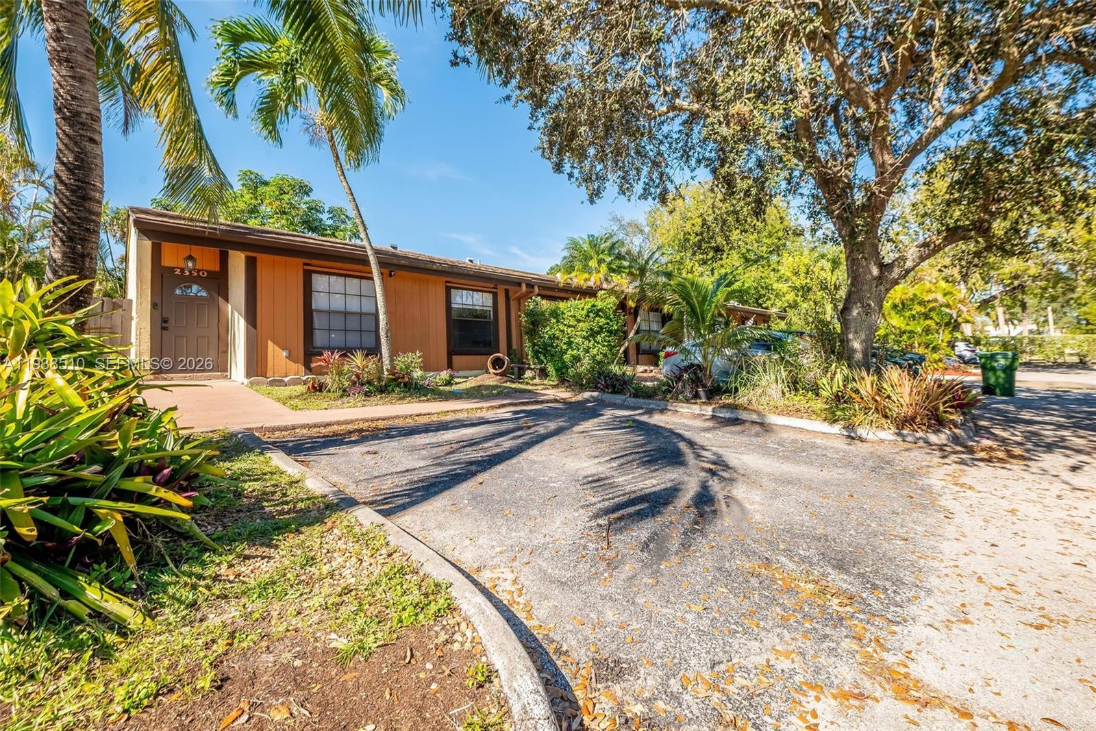 EVERGLADES SUGAR & LAND C - Residential