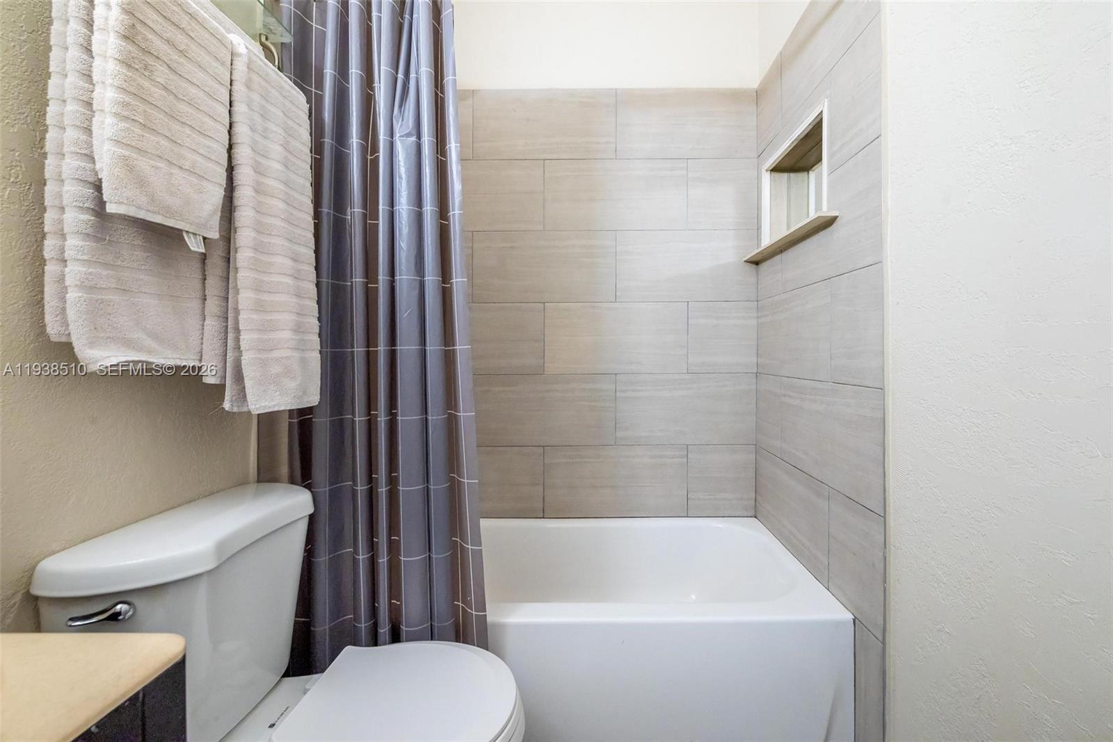 EVERGLADES SUGAR & LAND C - Residential