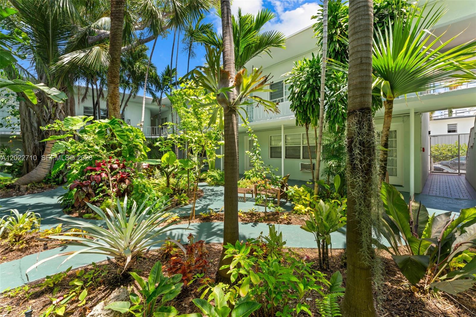 MANSFIELD PARK CONDO - Residential
