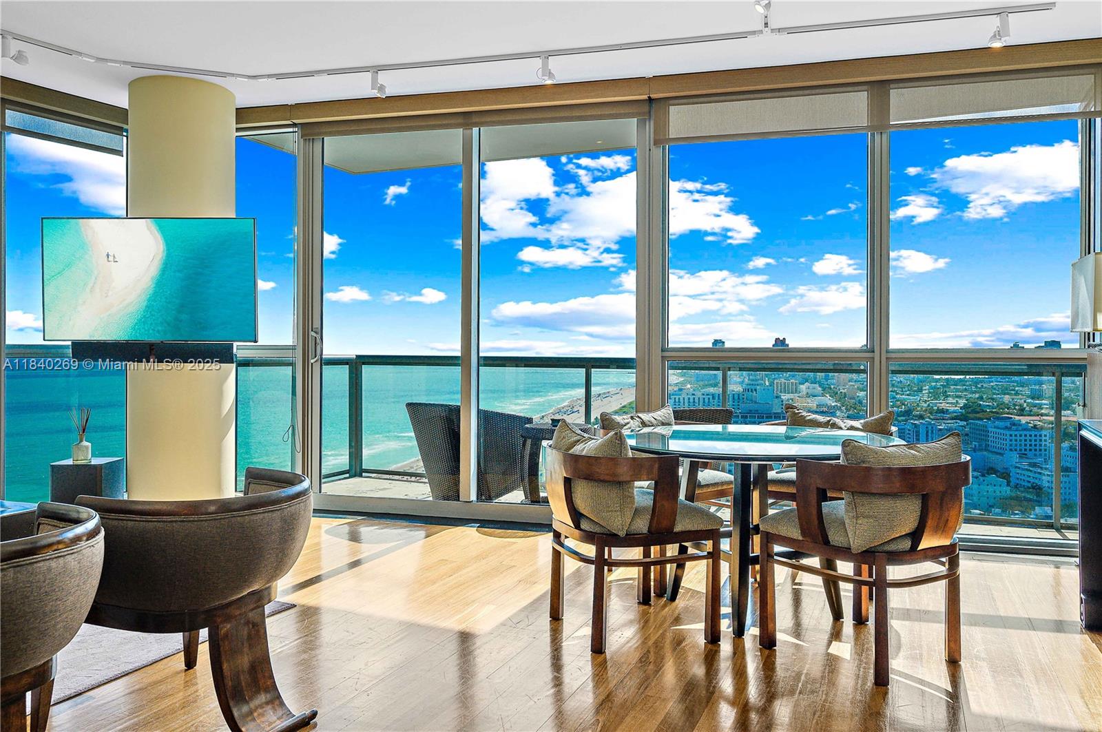 SETAI RESORT & RESIDENCES - Residential Lease