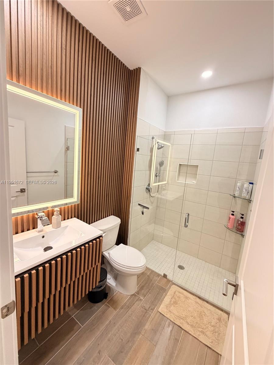 RESERVE AT JUPITER - Residential Lease