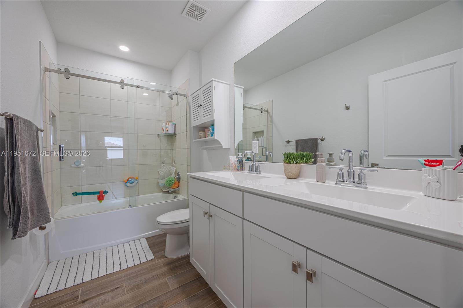 RESERVE AT JUPITER - Residential Lease