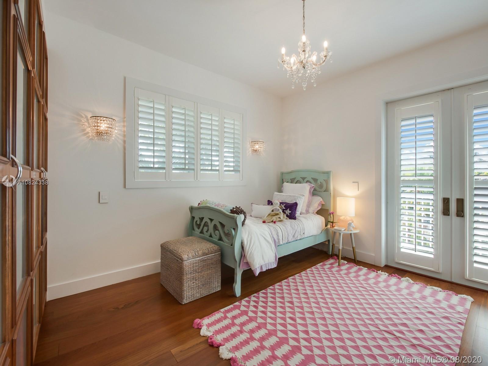 BISCAYNE KEY ESTATES - Residential