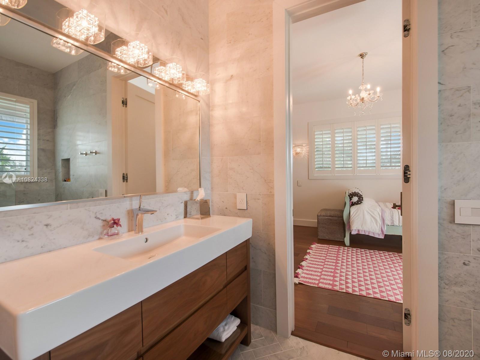 BISCAYNE KEY ESTATES - Residential