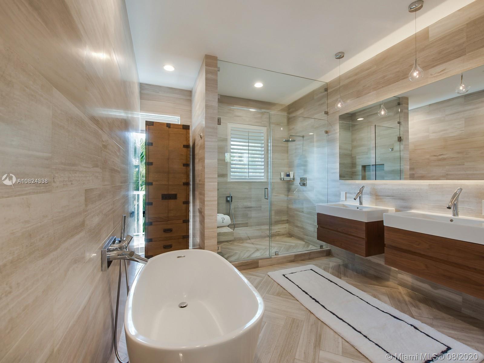 BISCAYNE KEY ESTATES - Residential