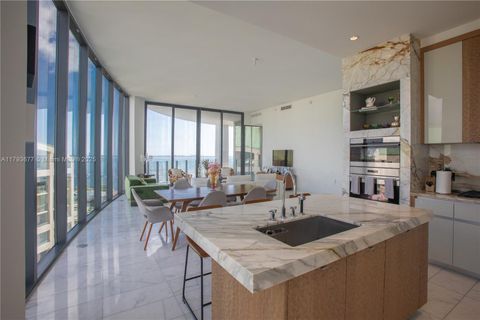 2821 S Bayshore Dr 20D Miami FL 33133